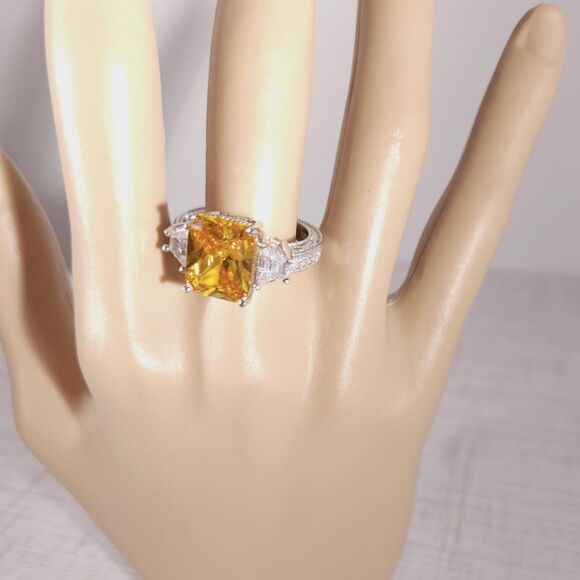 Simulated Yellow and White Diamond Ring in Sterling Silver Size 7 - Picture 8 of 10